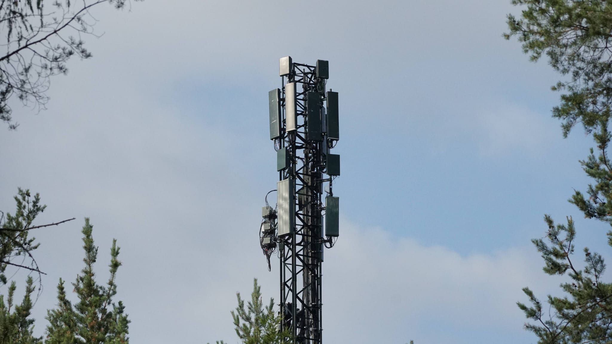 Die Antennen im Juli 2024. Foto A. Ties